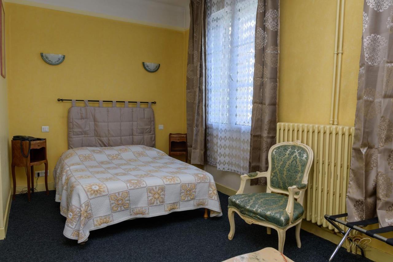 Hotel De La Cloche Sp Reims Exterior photo